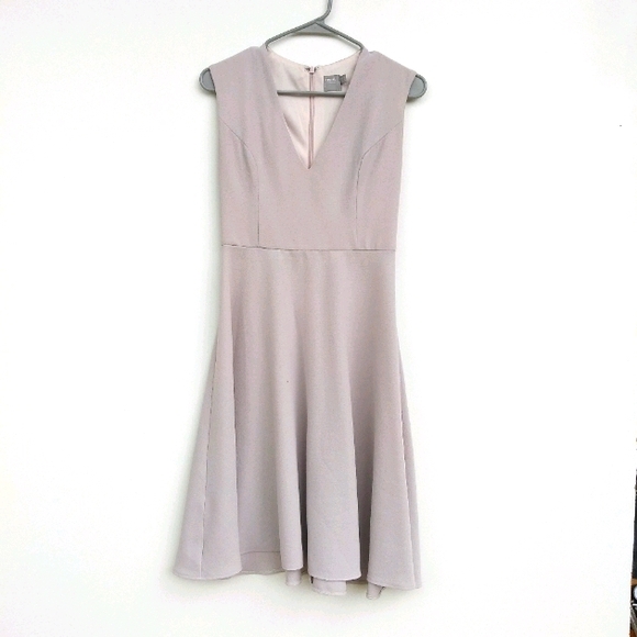 ASOS Dresses & Skirts - ⭐❗Final price drop❗⭐ ASOS v neck, skater, dress